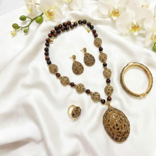 Royal Antique Gold Beaded Jewellery Set