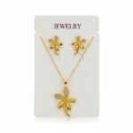 Golden Floral Pendant Necklace