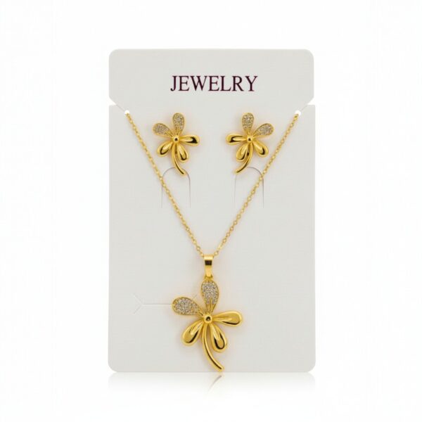 Golden Floral Pendant Necklace