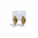 Golden shell earring