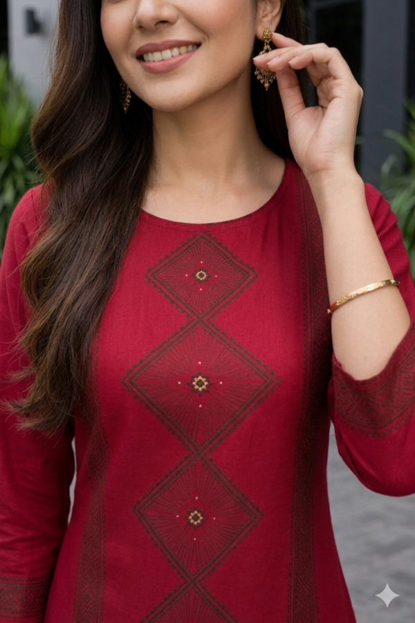 Classic Maroon Geometric Panel Straight Kurti